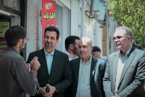 افتتاح و آغاز عملیات اجرایی پروژه‌های بازآفرینی شهری آباده استان فارس با اعتباری بالغ بر 2.8 همت
