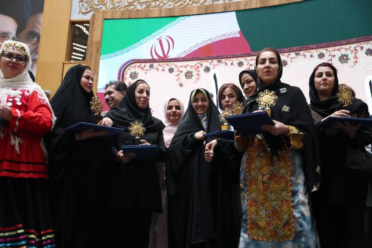 تعاونی البرزی در جمع تعاونی‌های برتر ملی قرار گرفت