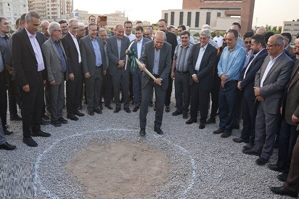 آیین کلنگ‌زنی ساختمان کانون کارشناسان رسمی دادگستری استان در شهرک خاوران برگزار شد