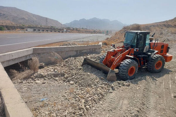 اقدامات اجرایی حفاظتی و نظارتی(راهداری و حمل و نقل) در شهرستان رودان هرمزگان