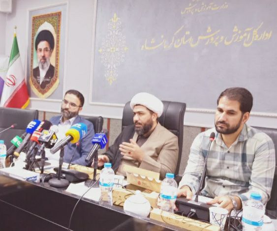 مدیرکل تبلیغات اسلامی استان کرمانشاه: صد درصد امور اجرایی قهرمان قله‌ها مردمی است