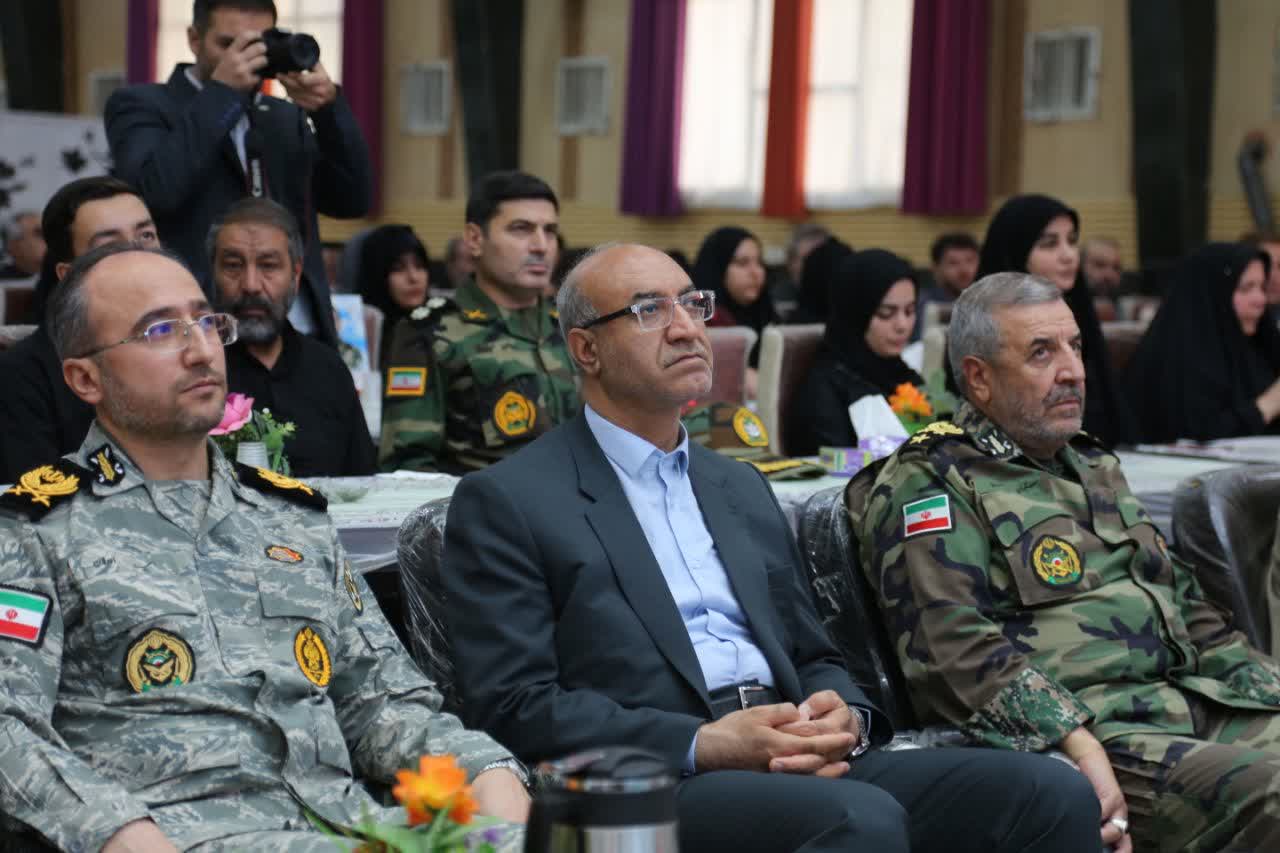استاندار کرمانشاه:اقتدار و ایستادگی رزمندگان اسلام، شکست‌ناپذیری ملت ایران را تضمین کرده است