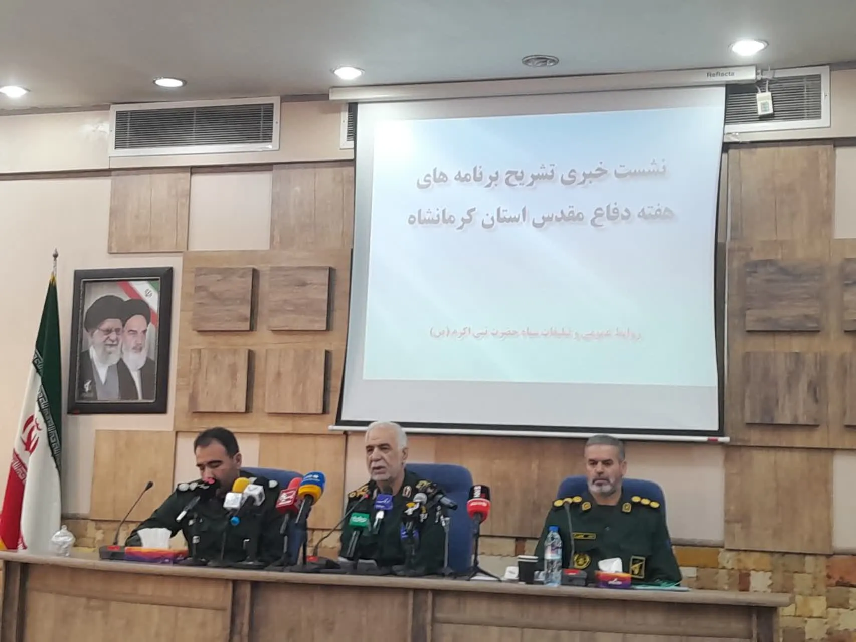 فرمانده سپاه حضرت نبی اکرم استان کرمانشاه:تنگه هرمز یکی از مؤلفه‌های قدرت ایران است
