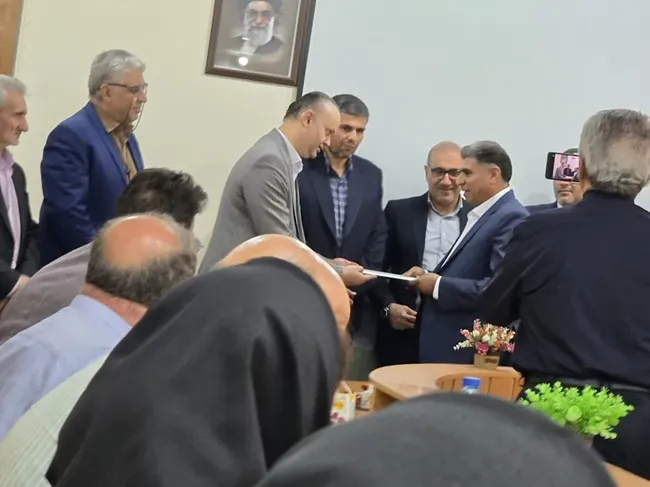 ضرورت حرکت پاسارگاد به سمت توسعه صنعتی نوین و ایجاد ناحیه صنعتی با رویکرد برندینگ
