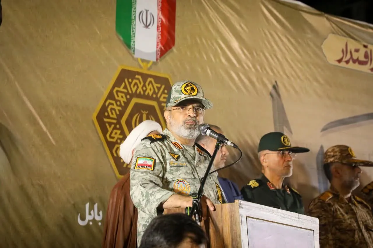 دفاع مقدس ما، روایت نوجوانان پانزده‌ساله‌ای که شناسنامه‌هایشان را دست‌کاری کردند تا به خط مقدم برسند