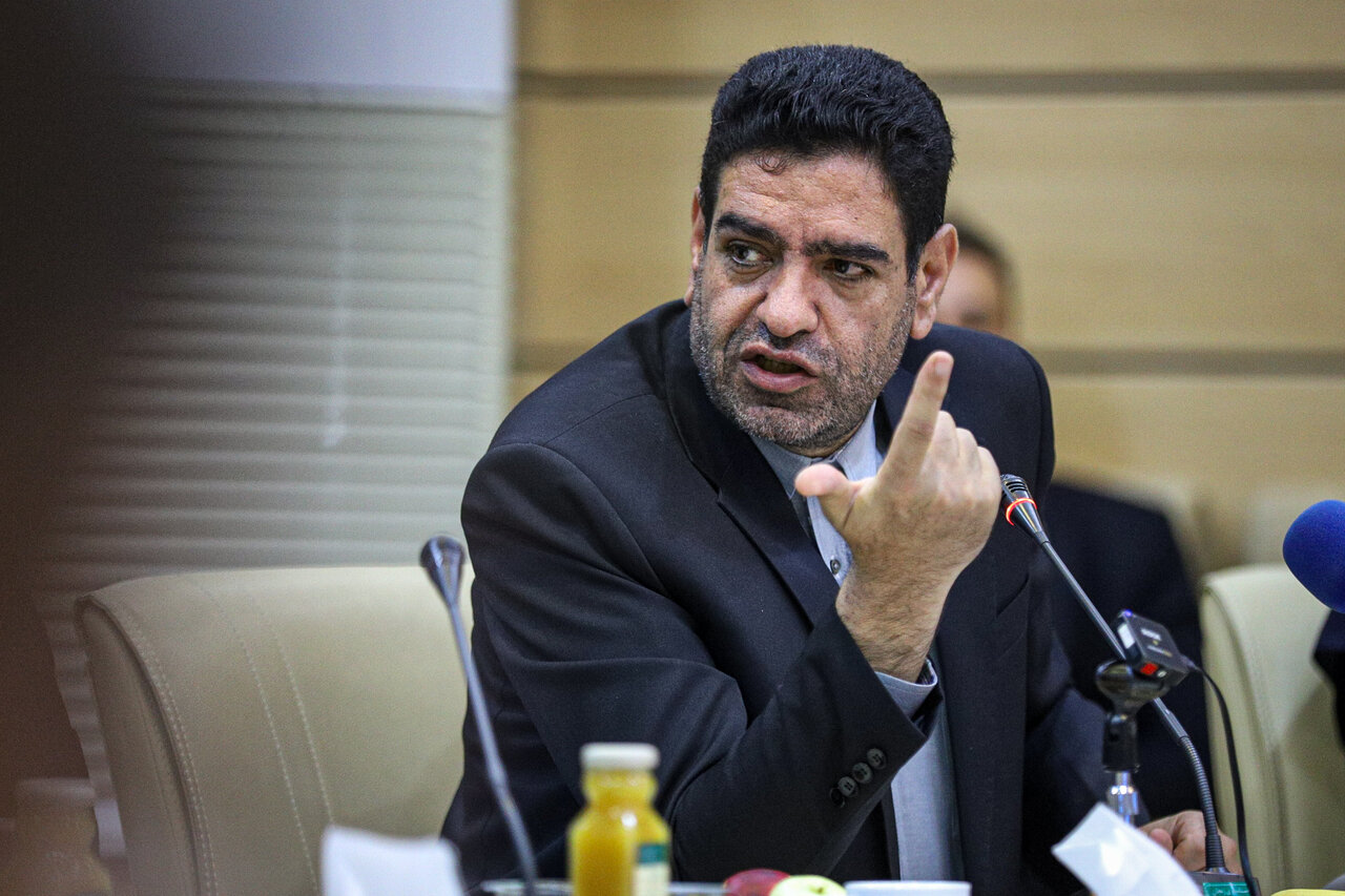مصوبه دولت درخصوص ساماندهی نیروهای شرکتی؛ بخشنامه‌ای برای رتبه‌بندی شرکت‌ها، نه تعیین تکلیف این نیروها