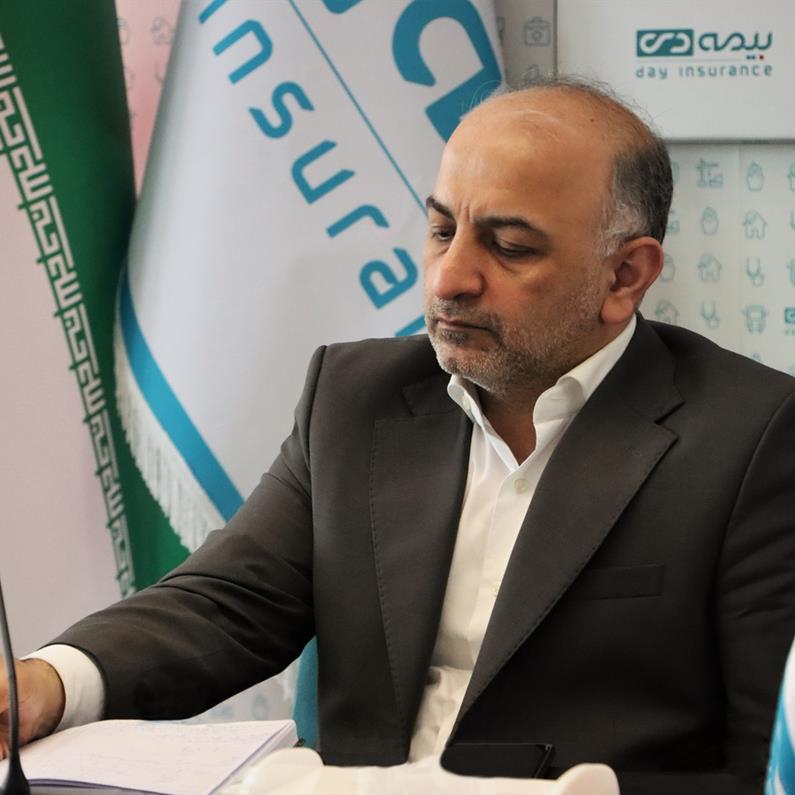 پیام مدیر عامل بیمه دی به مناسبت فرا رسیدن روز پزشک