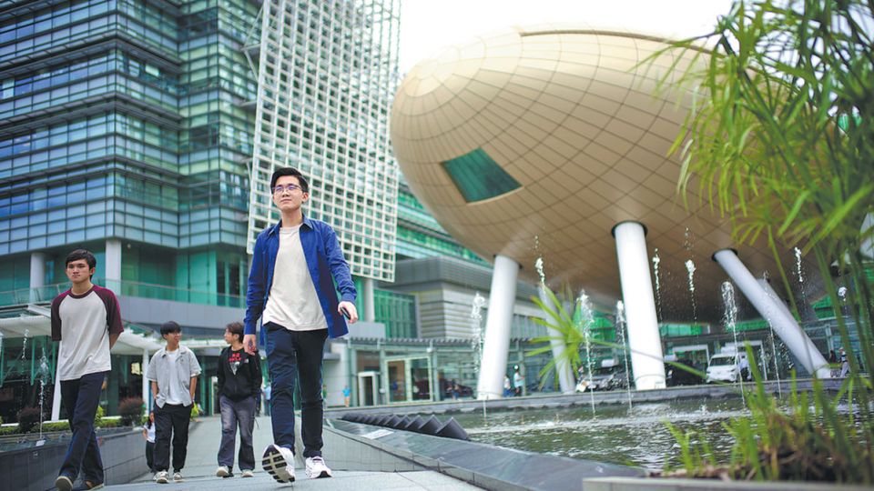 Hong Kong to target breakthroughs in core tech