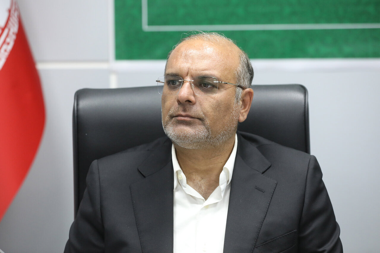 بررسی ابعاد تحقیق و تفحص از سازمان غذا و دارو با حضور وزیر بهداشت در نشست هفته آینده کمیسیون بهداشت/ مدیریت بهتر منابع و پیش‌بینی نیازها؛ حلقه مفقوده تامین دارو