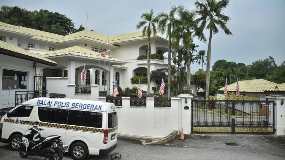 Malaysia ex-PM Najib’s party seeks RM50 million crowdfunding, but trolls donate 1 sen as an insult