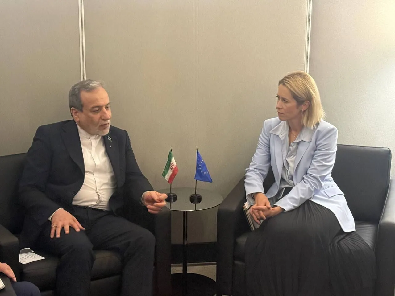 هشدار عراقچی به مقامات اروپایی؛ حمایت از جنایات جنگی آمریکا و اسرائیل پیامد دارد