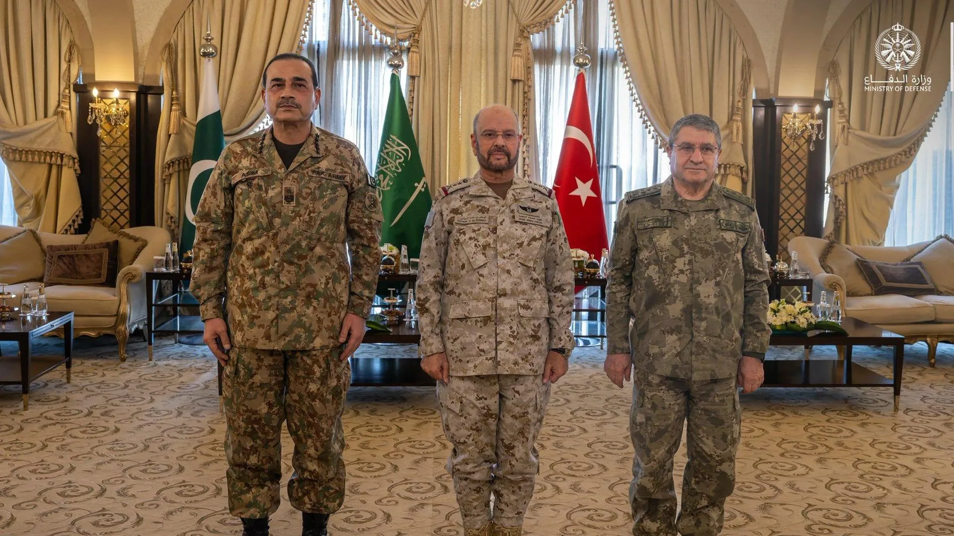 باحث سیاسی: الاجتماع العسکری السعودی الباکستانی الترکی یعزز التنسیق الدفاعی